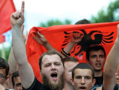 Παίζουν με τη φωτιά οι Αλβανοί στα Βαλκάνια – Δήμαρχος Σερβικής πόλης αναγνωρίζει ως πρωθυπουργό τον Ράμα (βίντεο)